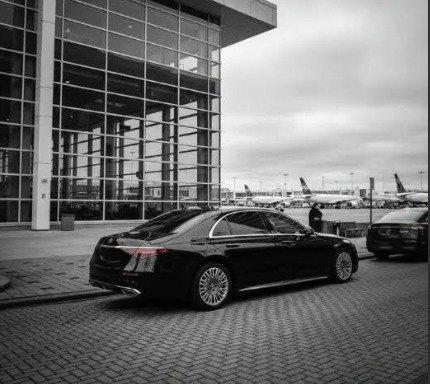 Best limo service to logan airport near me for Easy Ride 5!